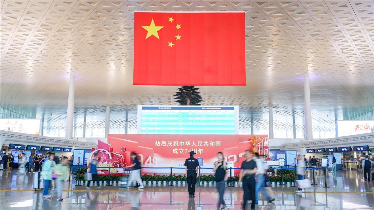 欢乐炸三张游戏下载
